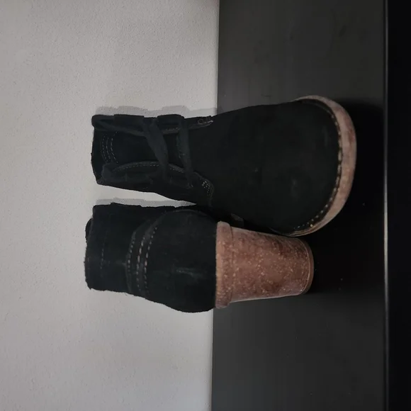 Clarks Artisan Heel Ankle Booties, Black Size9.5 - Picture 7 of 10